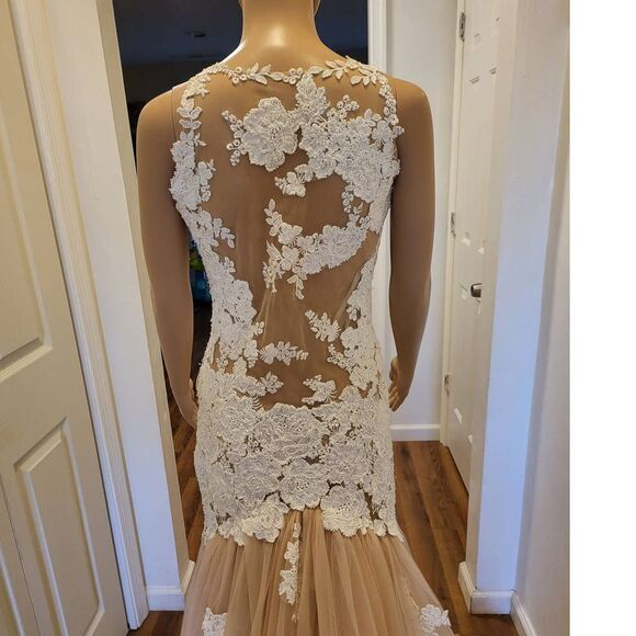 Iryna kotapska Wedding Dress Size 48  US 10 - Picture 5 of 14